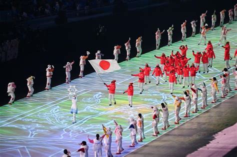 北京冬季五輪開幕 開会式で入場行進する日本選手団 ライブドアニュース