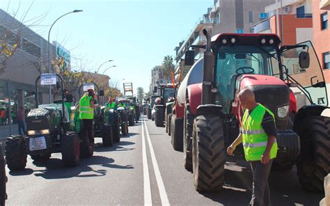 La Mitad De Los Espa Oles Avalan Plenamente Las Protestas Y Un De