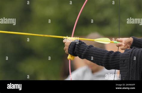 Young Girl Archery Stock Videos And Footage Hd And 4k Video Clips Alamy