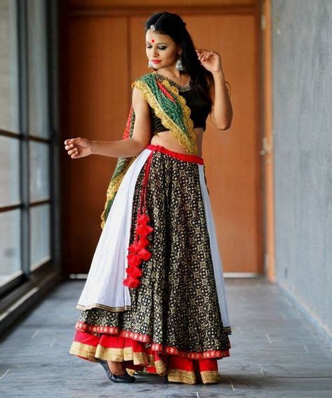 New Chaniya Choli And Blouse Designs For Navratri 2019 Navratri Dress