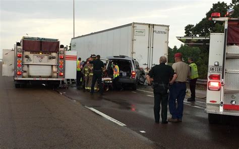 Update Troopers Say Tractor Trailer Left Scene Of I 40 Crash Wbbj Tv