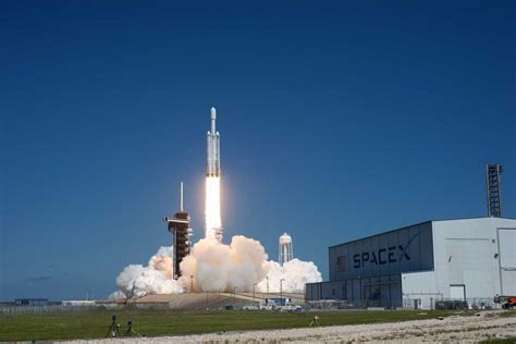 How To Observe And Measure Naked Eye Sunspots Sky Telescope Sky Telescope