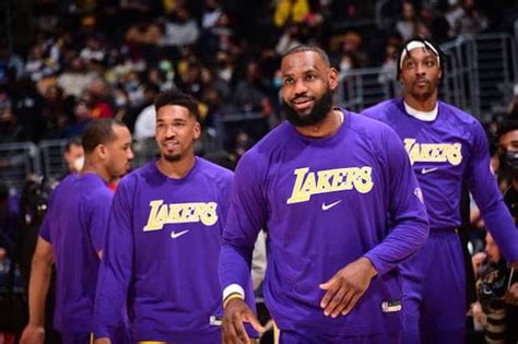 Recap LeBron James Malik Monk Take Over Late To Help Lakers Narrowly