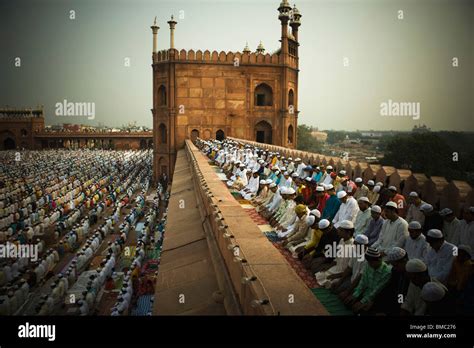 People Praying In A Mosque At The Occasion Of Eid Jama Masjid Old