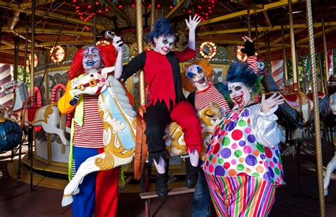 CarnEvil Clowns | Trendy Latina