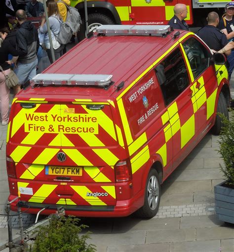 West Yorkshire Fire Rescue Service YG17 FKM VW Transpo