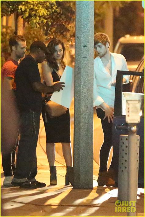 Luke Hemmings Has A Night Out With Girlfriend Arzaylea After Australian