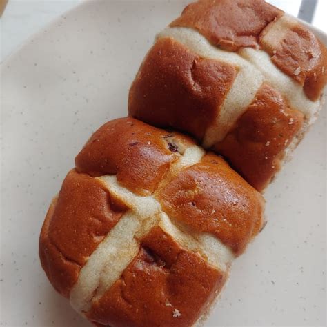 The Bakery Checkers Extra Spicy Hot Cross Buns Review Abillion