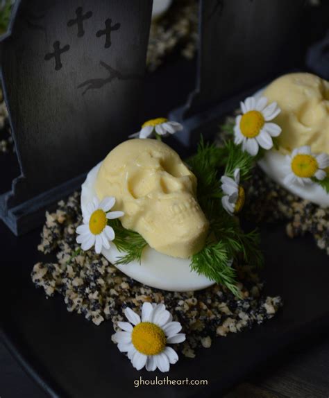 Laid To Rest Deviled Eggs Rezept Halloween Essen Halloween