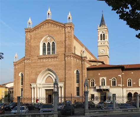 S Teresa di Gesù Bambino Basilica Santuario Santuari Italiani