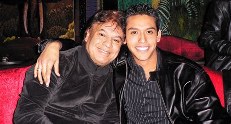 Muy Sospechoso Aparece Otro Testamento Que Incluye A Los Demás Hijos De Juan Gabriel Video