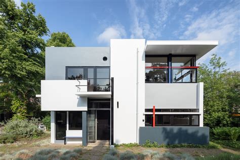 De Kleuren Van De Rood Blauwe Stoel Rietveld Stichting