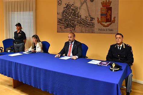 Polizia Di Stato E Azienda Ulss Polesana Firmano Accordo Sulla