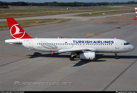 TC JPR Turkish Airlines Airbus A320 232 Photo By Florian Resech ID