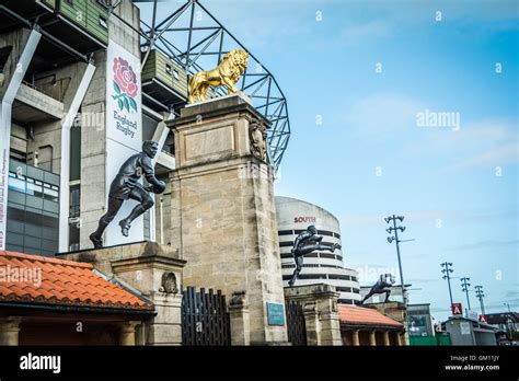 Exterior Twickenham Rugby Stadium London Hi Res Stock Photography And