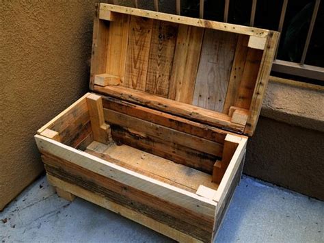 Wooden Pallet Storage Chests Pallet Wood Projects