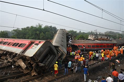 印度火車事故逾300死 鐵路部長：信號錯誤導致 新聞 Rti 中央廣播電臺