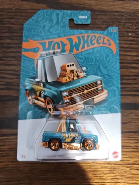 Hot Wheels Th Anniversary Pearl And Chrome SET Of