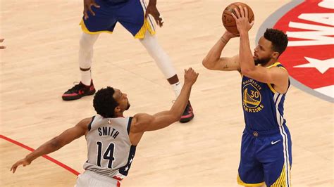 Stephen Curry rompió un nuevo récord de triples en la NBA Fútbol