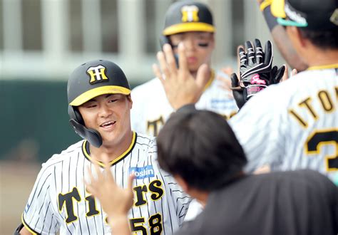 【阪神】岡田監督「外野の中で一番目立ってる」期待の20歳が対外試合チーム1号で激戦の外野争い一歩リード スポーツ報知