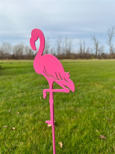 Metal Pink Flamingo Lawn Stake Steel Lawn Ornament Garden Stake Garden Art Flamingo Etsy