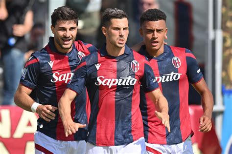 Serie A Bologna Empoli 3 0 Decide Una Tripletta Di Orsolini