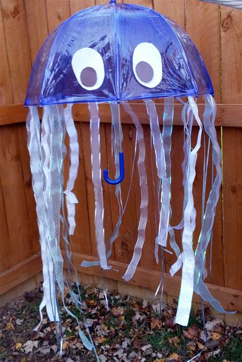 Amazing Diy Jellyfish Costume Almost The Real Thing Jellyfish