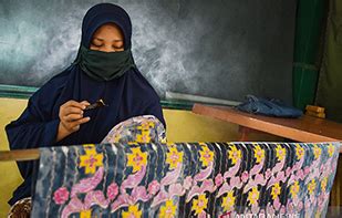 Batik Melayu Riau Kini Diambang Krisis