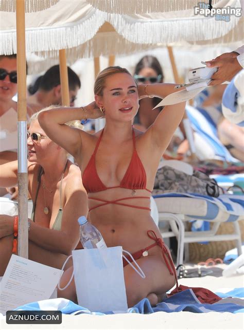 Kimberley Garner Sexy Spotted Showing Off Her Gorgeous Body Wearing A Hot Red Bikini At Soho