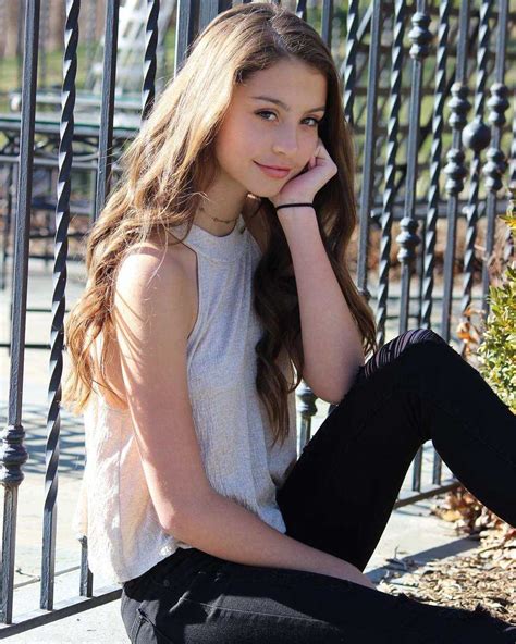 Carys Zeta Douglas Biography Who Is Michael Douglas Daughter Legitng