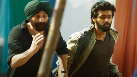 Gadar 2 Twitter Review Fans Call Sunny Deol Film An Absolute Must Watch India Today