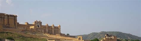 Stunning Palaces And Forts to Visit In Jaipur - Volunteer Vacations Blog