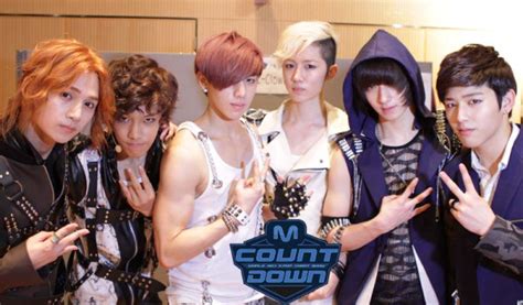 C-Clown makes their debut on M! Countdown