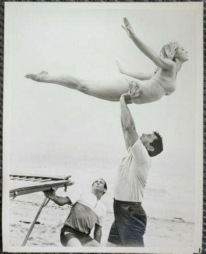 Original Sharon Tate Tony Curtis Photo From Don T Make Waves