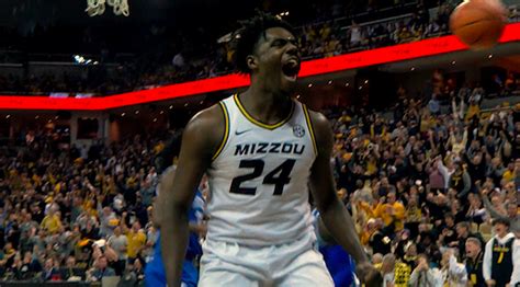 Mizzou Mens Basketball Cracks Ap Top 25 Abc17news