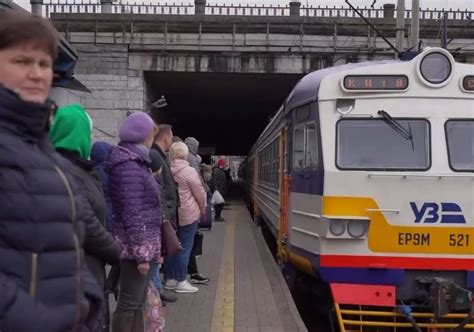 Нова кільцева електричка в Києві встановила рекорд - Новини Києва | Big ...