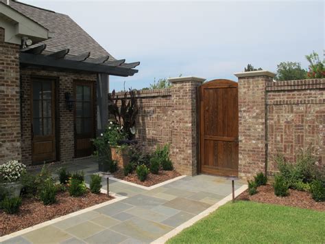 With decorative details like a rowlock cap and basketweave pattern