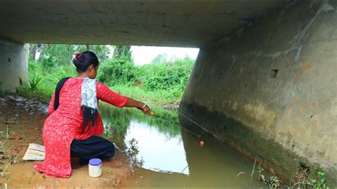 Lady Hook Fishing Big Canal Hook Fishing In Our Village Amazing