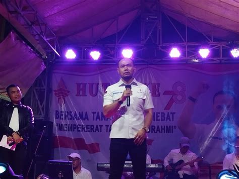 Bacaleg Herwanto Gelar Panggung Hiburan Rakyat Di Tanah Tinggi Warga