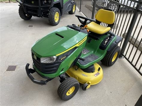 2022 John Deere S240 Lawn And Garden Tractors Machinefinder