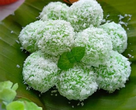 7 Cara Membuat Klepon Jajanan Tradisional Sedang Viral Beserta Resep