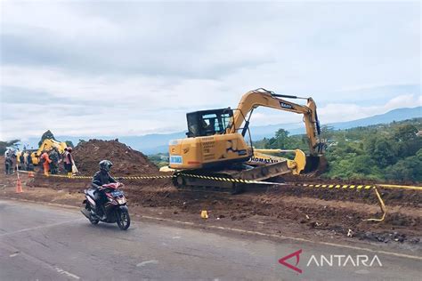 Tim Sar Fokus Cari 11 Korban Gempa Cianjur Yang Hilang Di Dua Lokasi