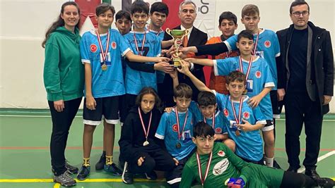 ÇAN ŞEHİT EMİN AYDIN İMAM HATİP ORTAOKULU ÖĞRENCİLERİMİZİN FUTSAL VE