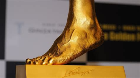 Messi’s left foot – yours for $5.25 million | CNN