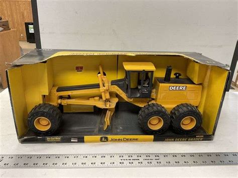 John Deere Grader Legacy Auction Company