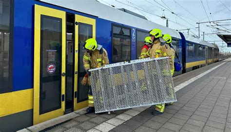 S Bahn Auf Freier Strecke Evakuiert Bg Press