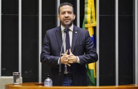 Polícia Federal Indicia Deputado André Janones Por Suspeita De “rachadinha”