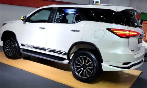 Daftar Harga Fortuner 2023 Terbaru Baca Spesifikasi Lengkapnya