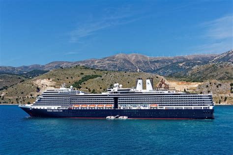 5 Best Holland America Line Cruise Ships for Your First Voyage