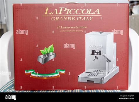 cardboard box package  la piccola espresso machine  easy serving